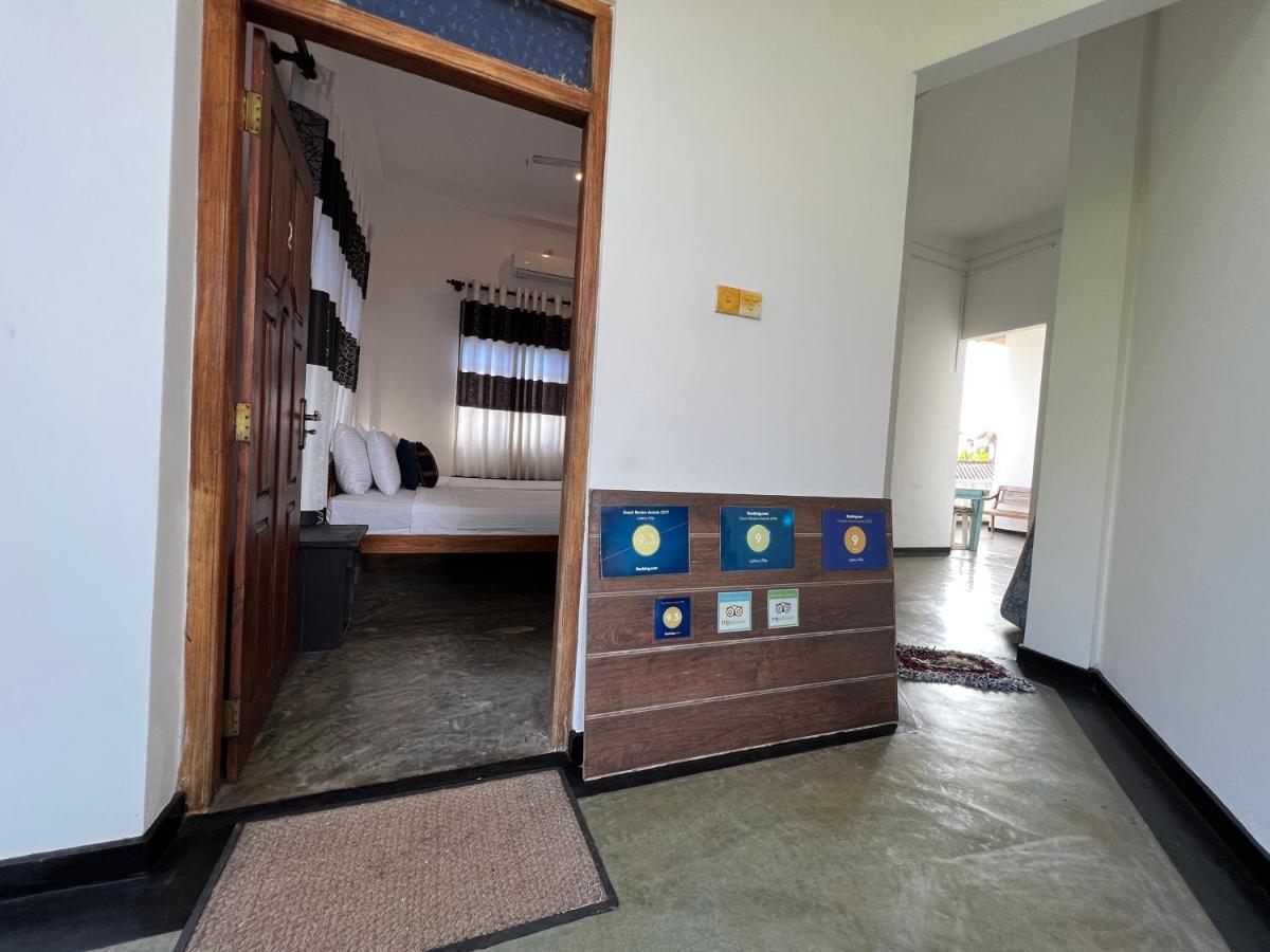 Lahiru Villa Ґалле Екстер'єр фото